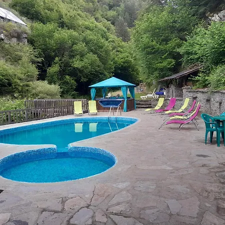 Kyshta Za Gosti Gospodevi