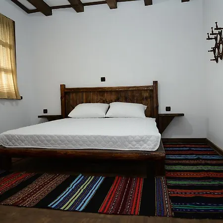 Gasthuis Kyshta Za Gosti Gospodevi 3*